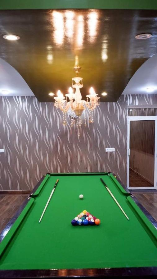 Greystone Villa, Swiming Pool , Bbq , Big Garden, Pool Table, Party Speaker, Bathtub, Kitchen, 15Mins To Golden Temple Amritsar Extérieur photo